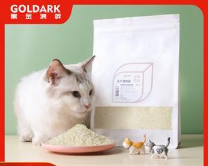 猫咪零食，让宠物健康成长的必备食品（探究猫咪零食的种类）